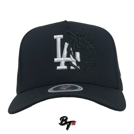 BlackTiger in LA 5panel Snapback Cap